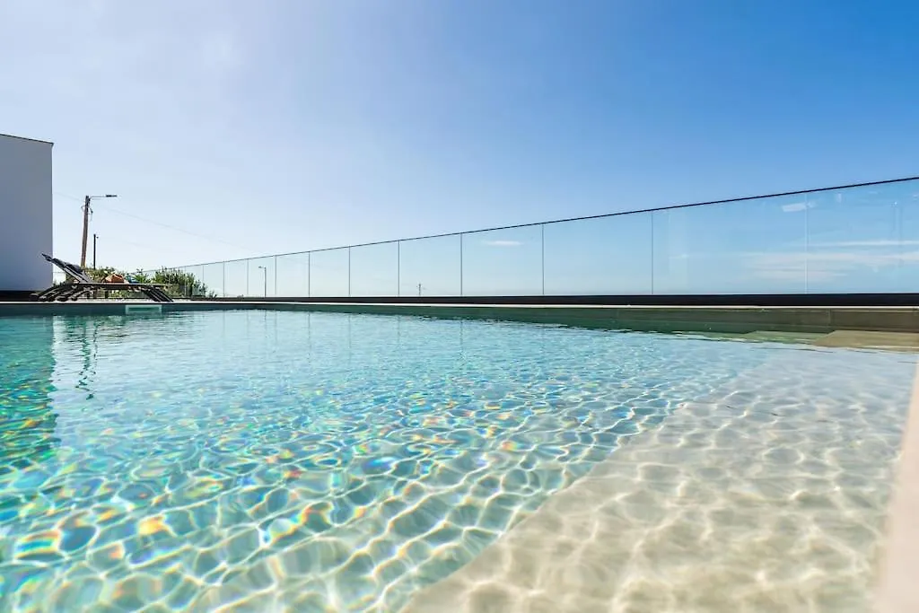 Villa Lunarenzo Seaview, Pool, Ac, Parking Calheta  Calheta (Madeira)