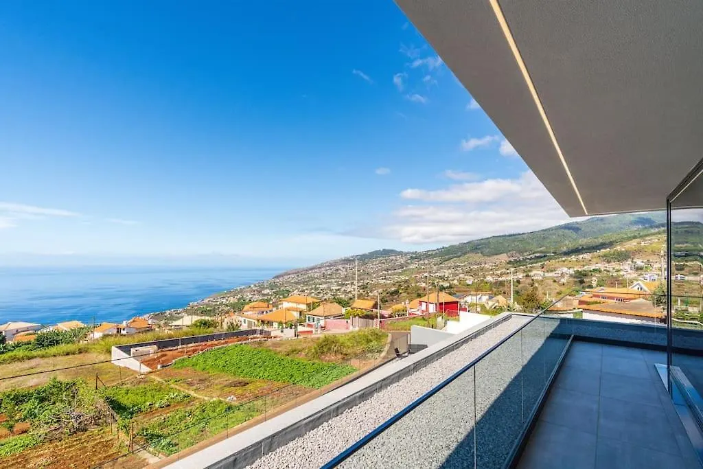 Villa Lunarenzo Seaview, Pool, Ac, Parking Calheta  0*, Calheta (Madeira) Portugal